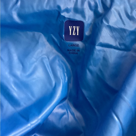 Yeezy Gap Puffer Jacket - Picture 5 of 13